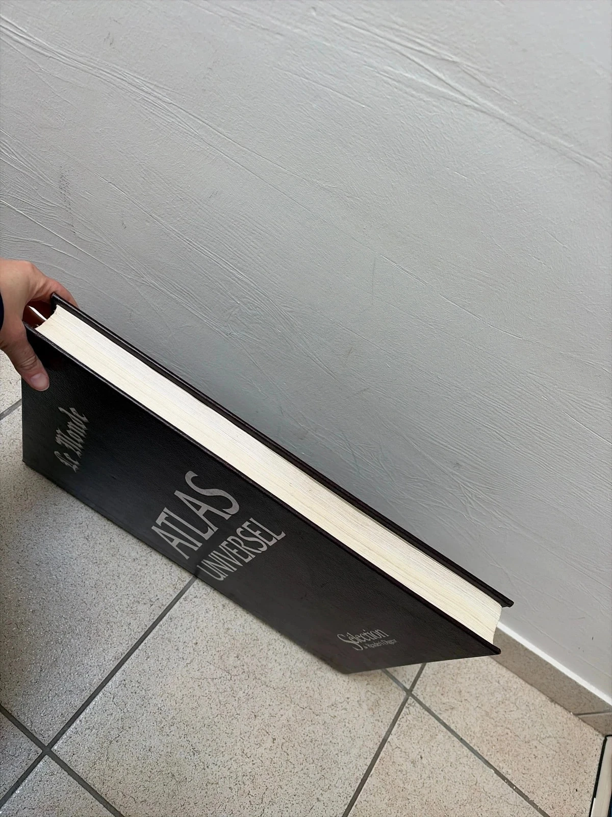 Universal World Atlas Book – photo 3
